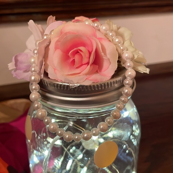 Multi size glass bead, pearl bracelet in white - Picture 3 of 5